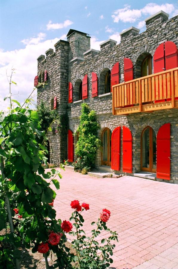 مبيت وإفطار سييرا Castel De Daval المظهر الخارجي الصورة