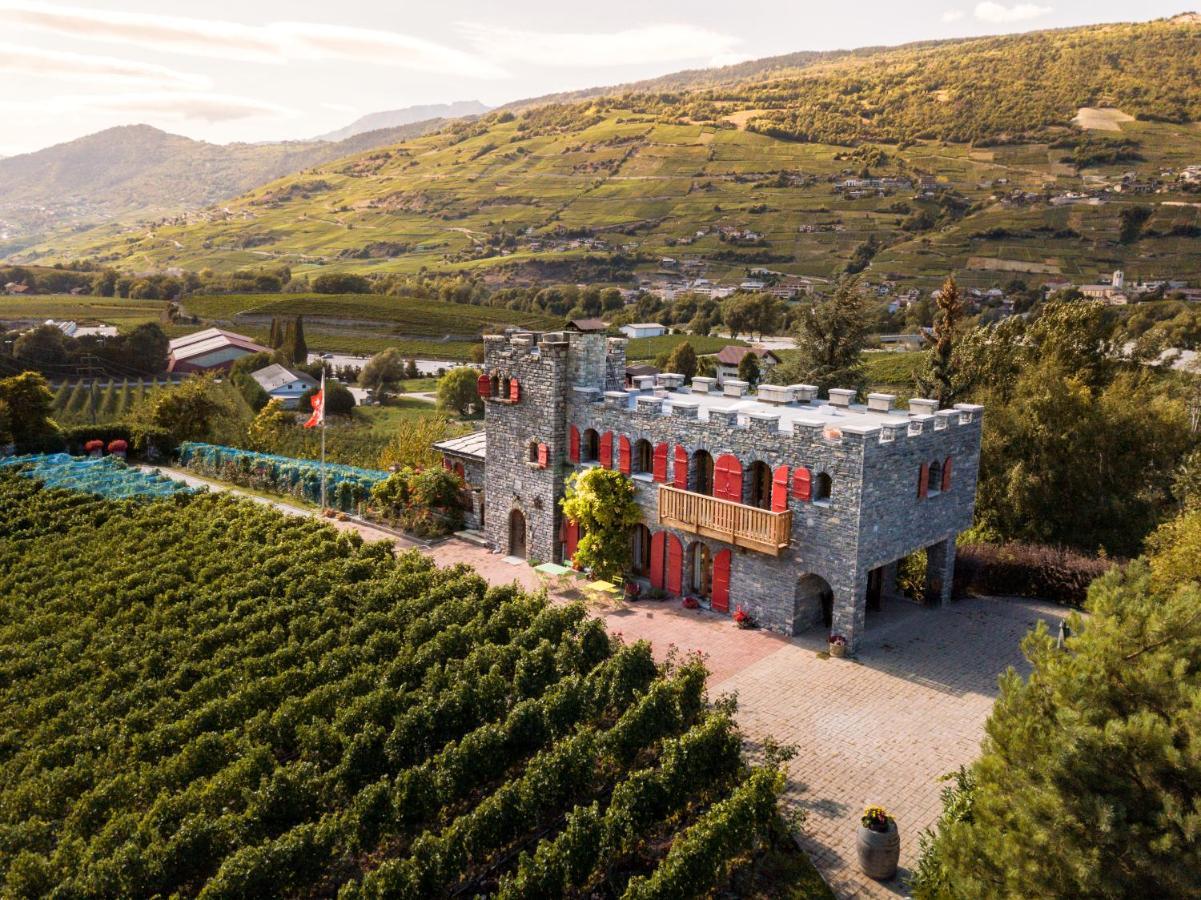 مبيت وإفطار سييرا Castel De Daval المظهر الخارجي الصورة
